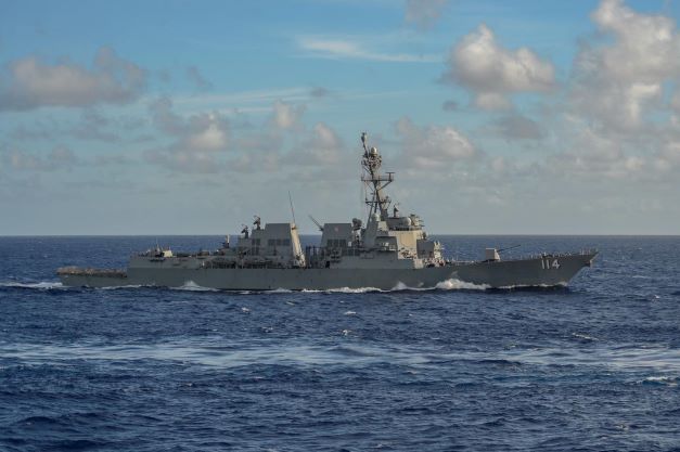 美「拉爾夫強森號」2月26日通過台海。翻攝美國海軍網站