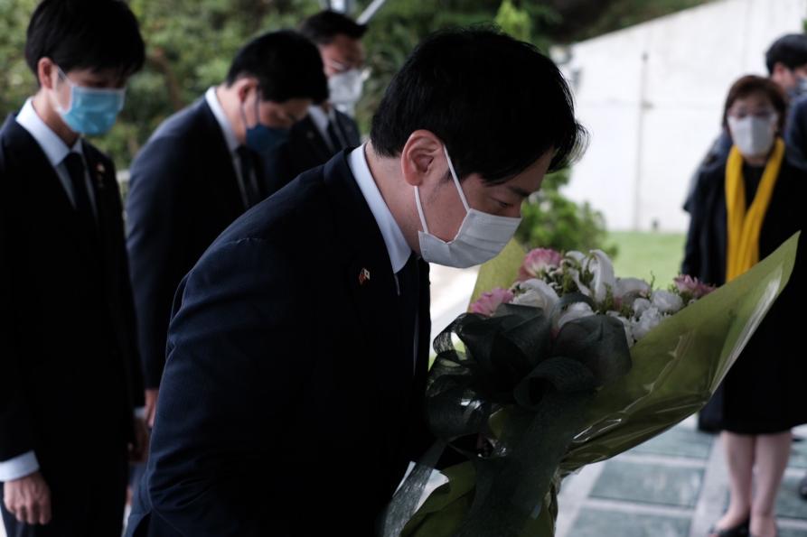 日本訪問團悼念李登輝　讚「為台灣自由民主打下基石」