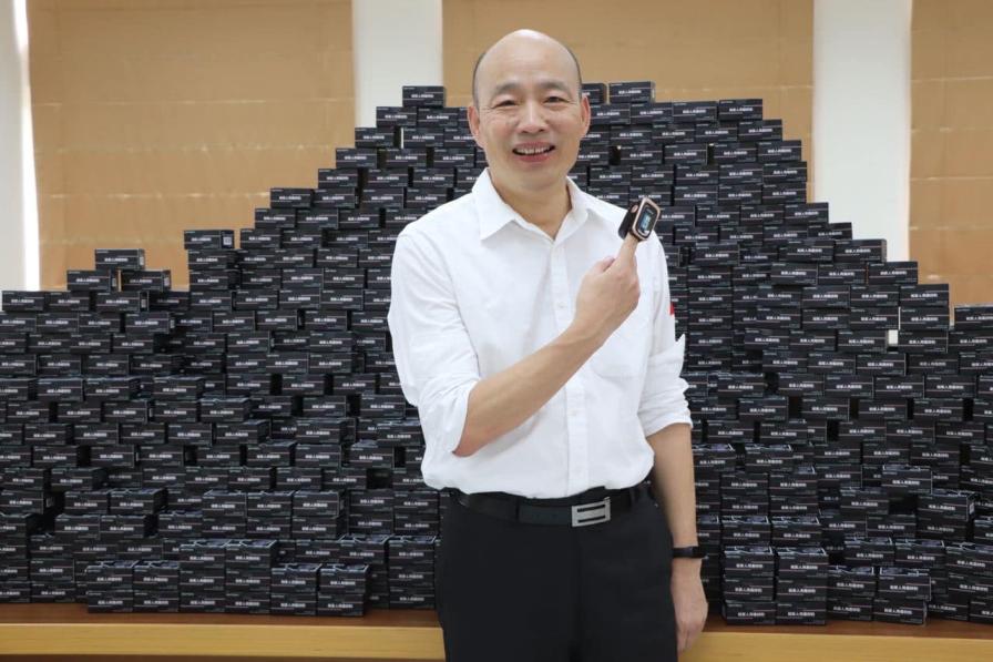 韓國瑜65歲生日自虧晉升「老人」　大放送千台血氧機守護長輩
